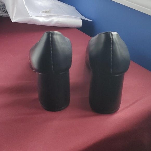 Black chunky heels - Picture 2 of 5